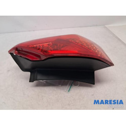Peugeot - 3008 - Taillight, right