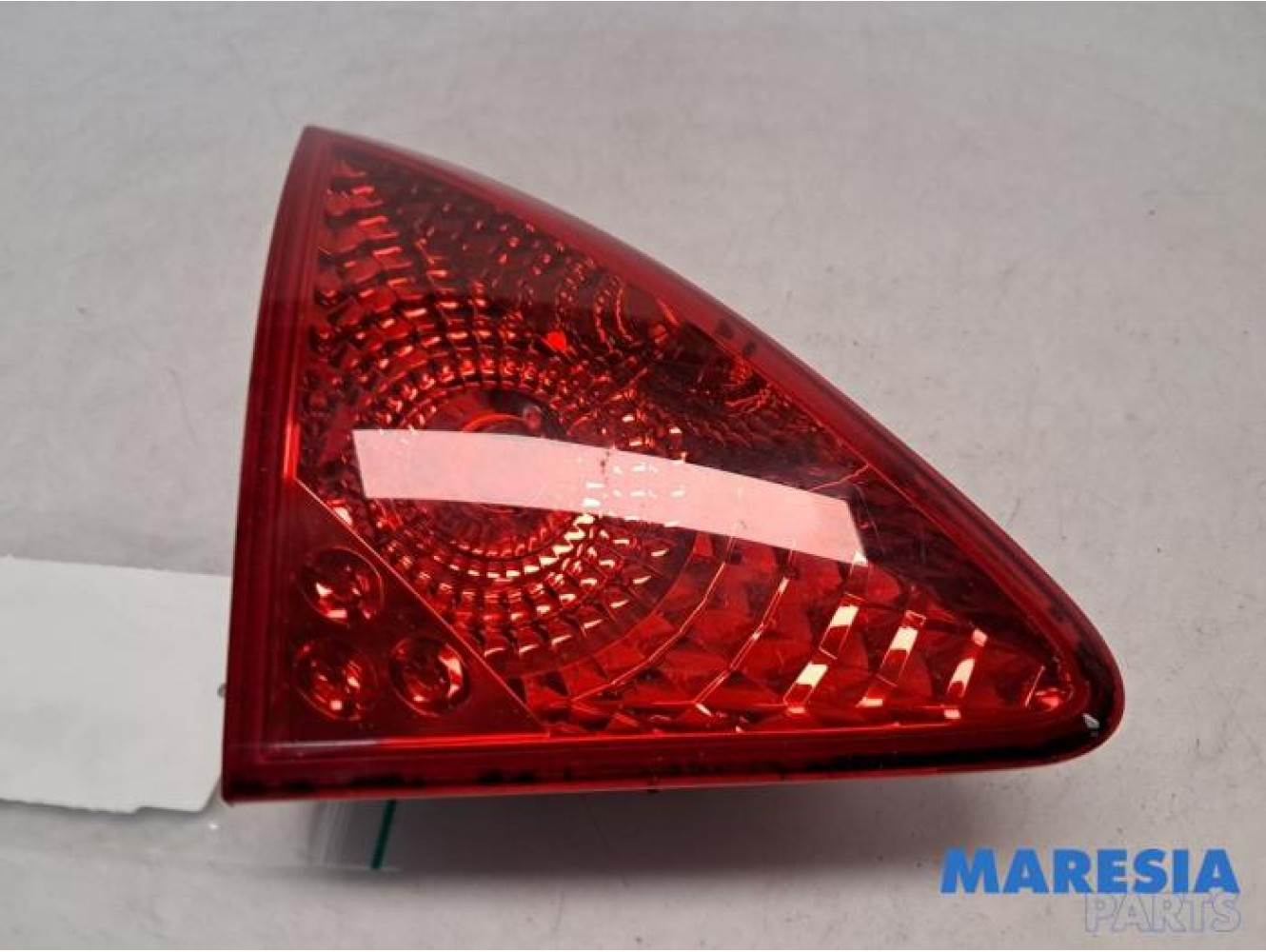 Peugeot - 3008 - Taillight, left