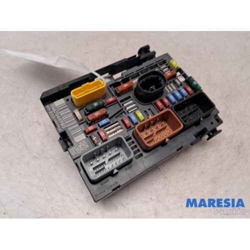 Peugeot - 3008 - Fuse box
