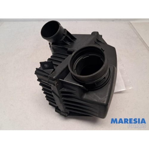 Fiat - 500L - Air box