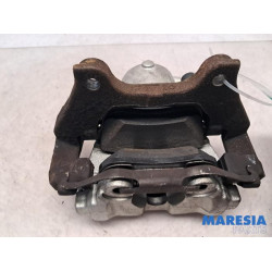 Fiat - 500L - Front brake calliper, right