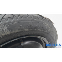 Peugeot - 207 - Krikset + reservewiel