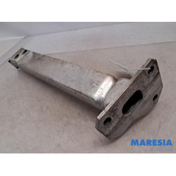 Fiat - 500L - Front part support
