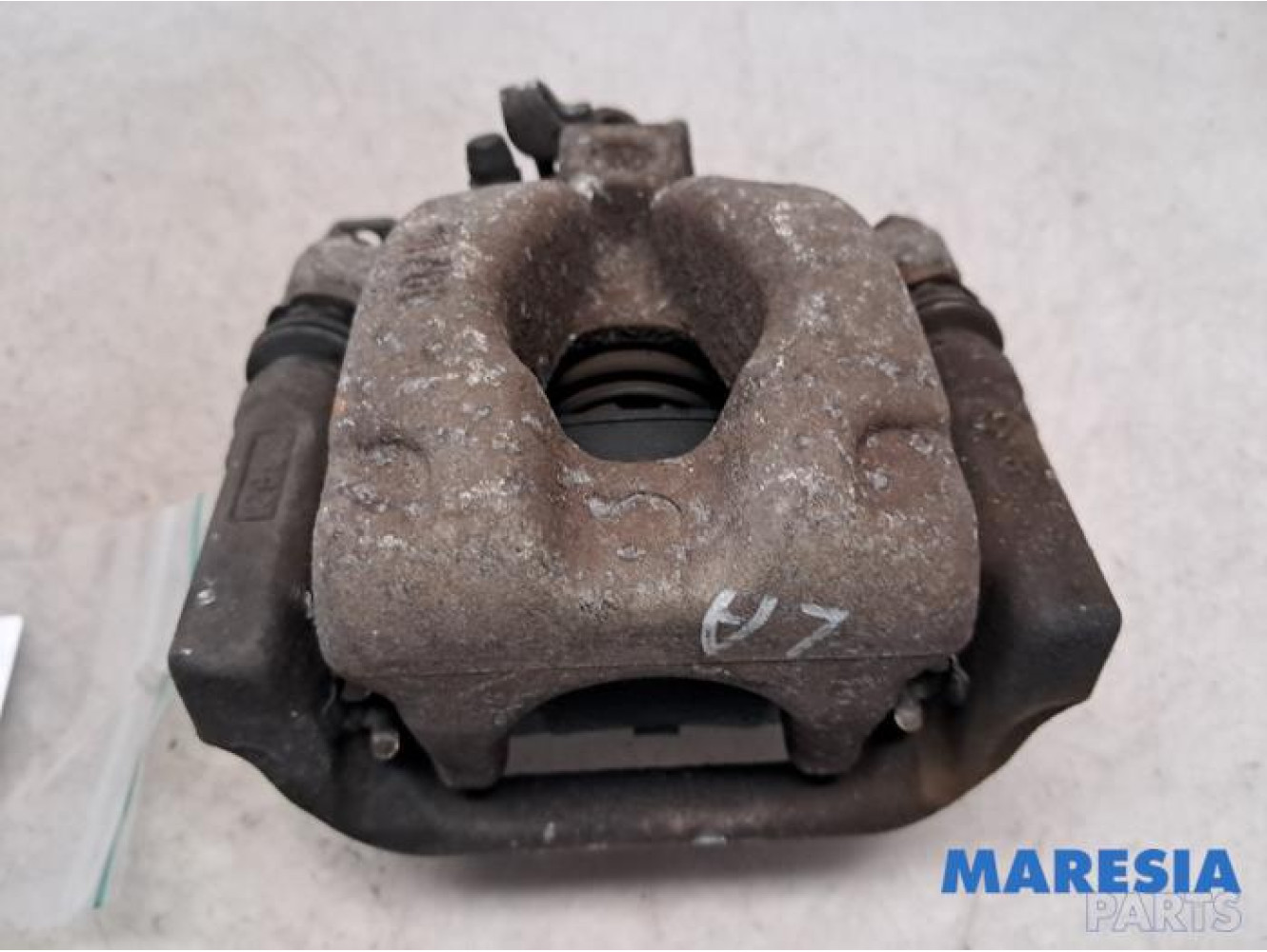 Fiat - 500L - Bremszange links hinten
