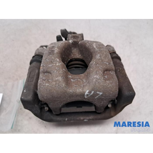 Fiat - 500L - Rear brake calliper, left