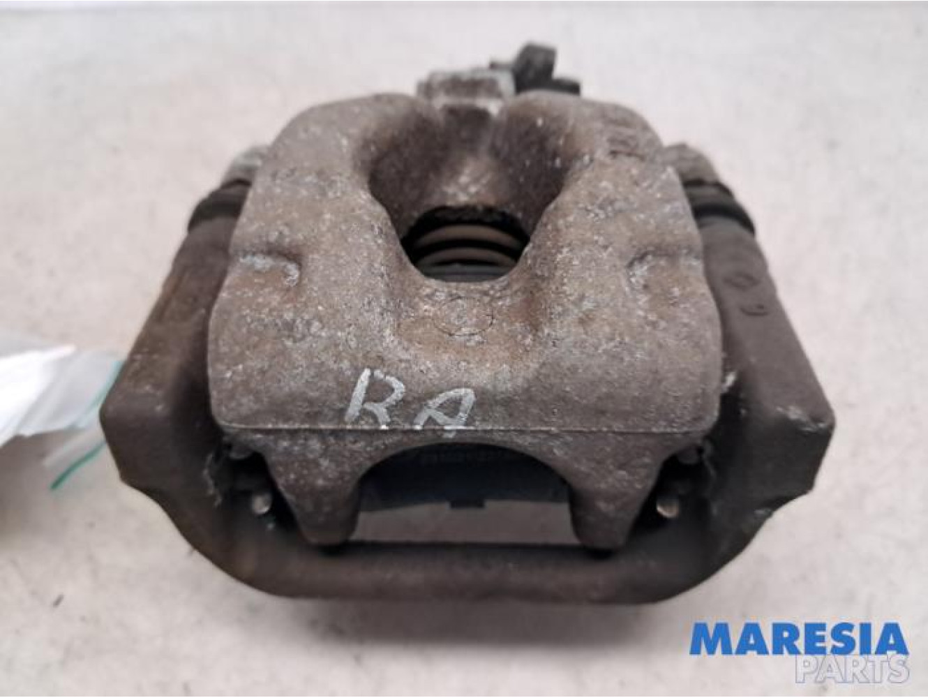Fiat - 500L - Rear brake calliper, right