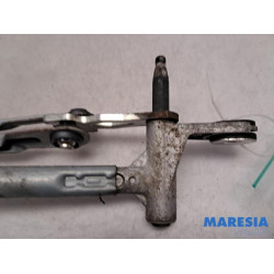 Fiat - 500L - Wiper mechanism