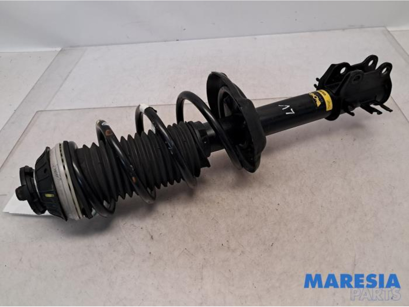 Fiat - 500L - Front shock absorber rod, left