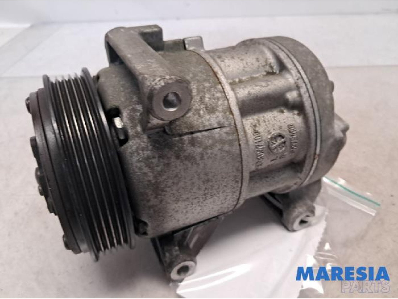Fiat - 500L - Air conditioning pump