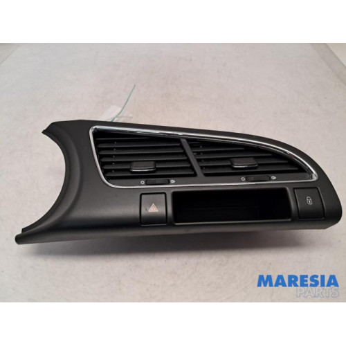 Peugeot - 3008 - Dashboard vent