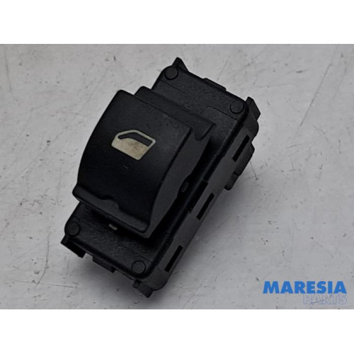 Peugeot - 3008 - Electric window switch