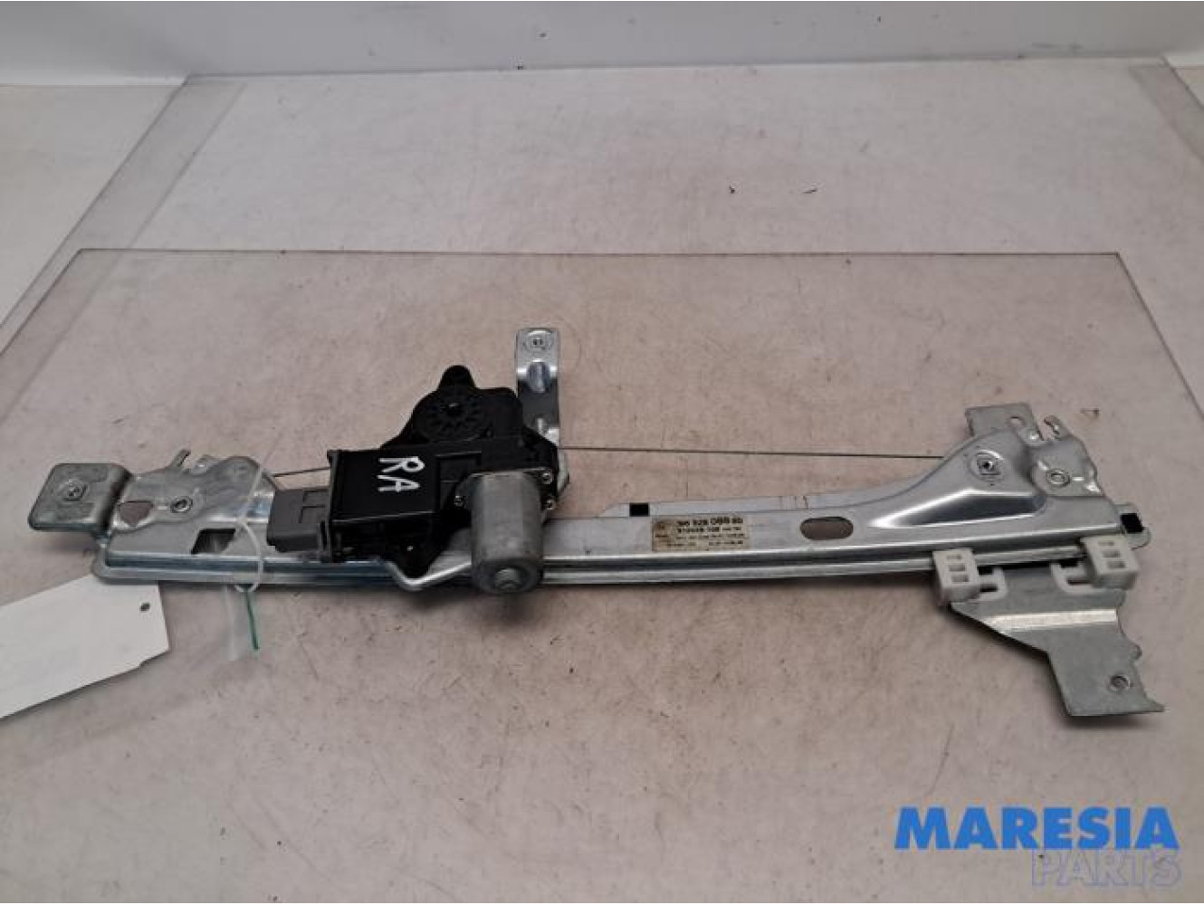 Peugeot - 3008 - Rear door window mechanism 4-door, right
