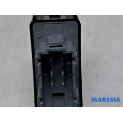 Citroen - C3 - Electric window switch