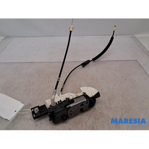 Peugeot - 3008 - Door lock mechanism 4-door, front left