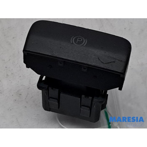 Peugeot - 3008 - Parking brake switch