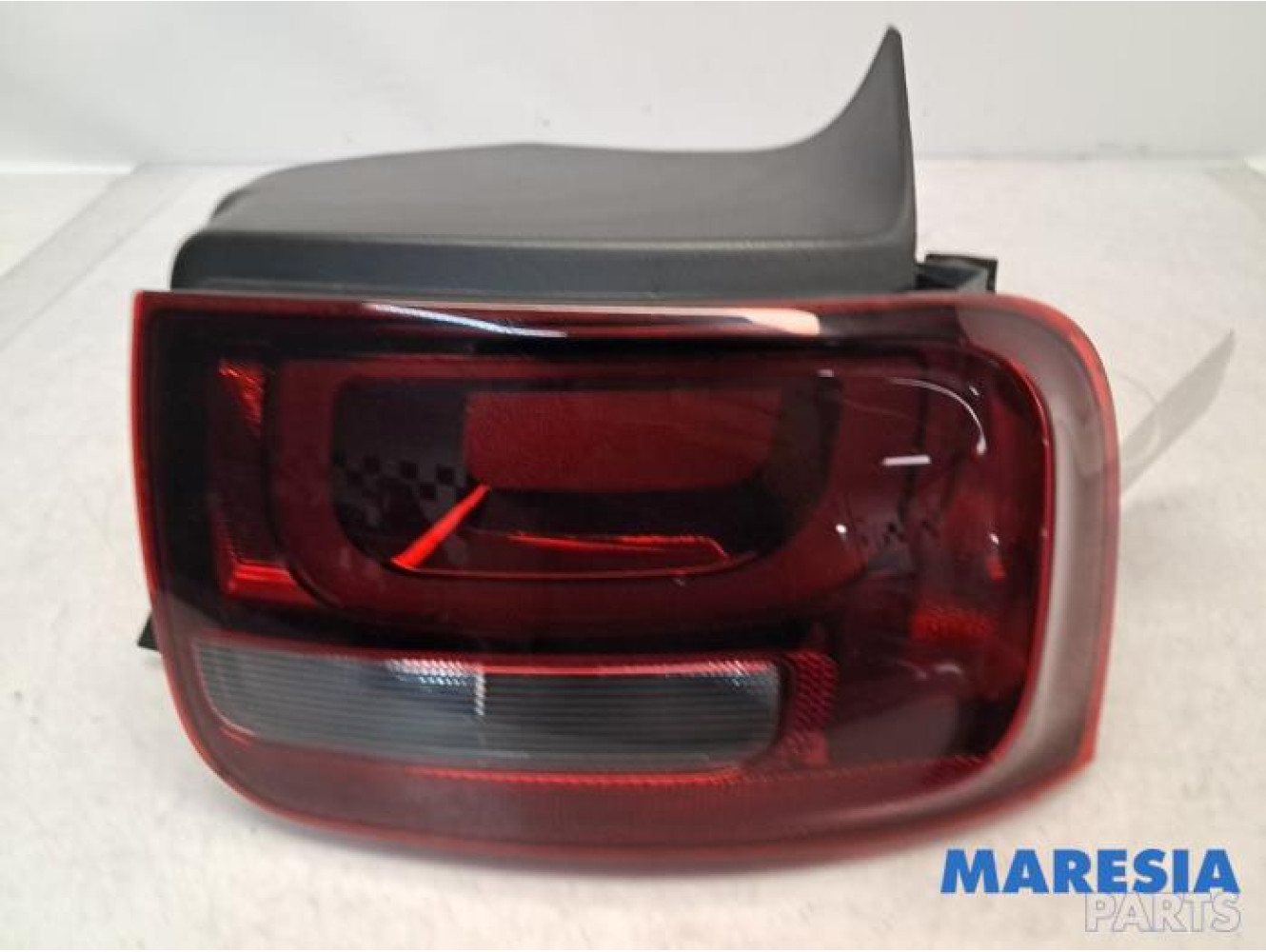 Citroen - C4 Cactus - Taillight, right