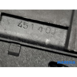 Citroen - C4 Cactus - Tailgate lock mechanism