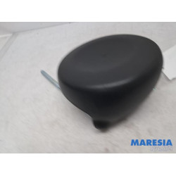 Fiat - 500 - Headrest