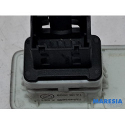 Fiat - 500 - AUX / USB connection