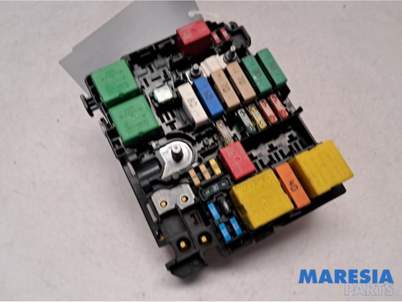 Citroen - C4 Cactus - Fuse box