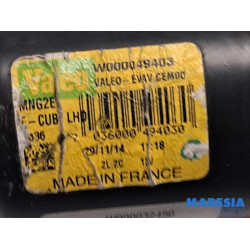 Citroen - C4 Cactus - Front wiper motor