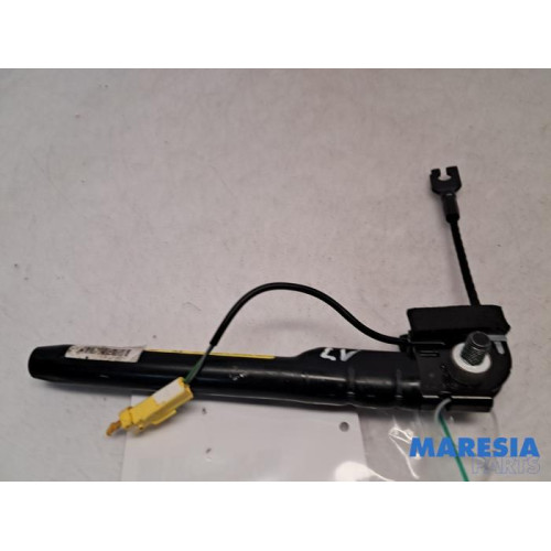Fiat - 500 - Gordelspanner links