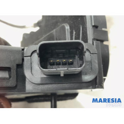 Renault - Clio - Rear door lock mechanism 4-door, left
