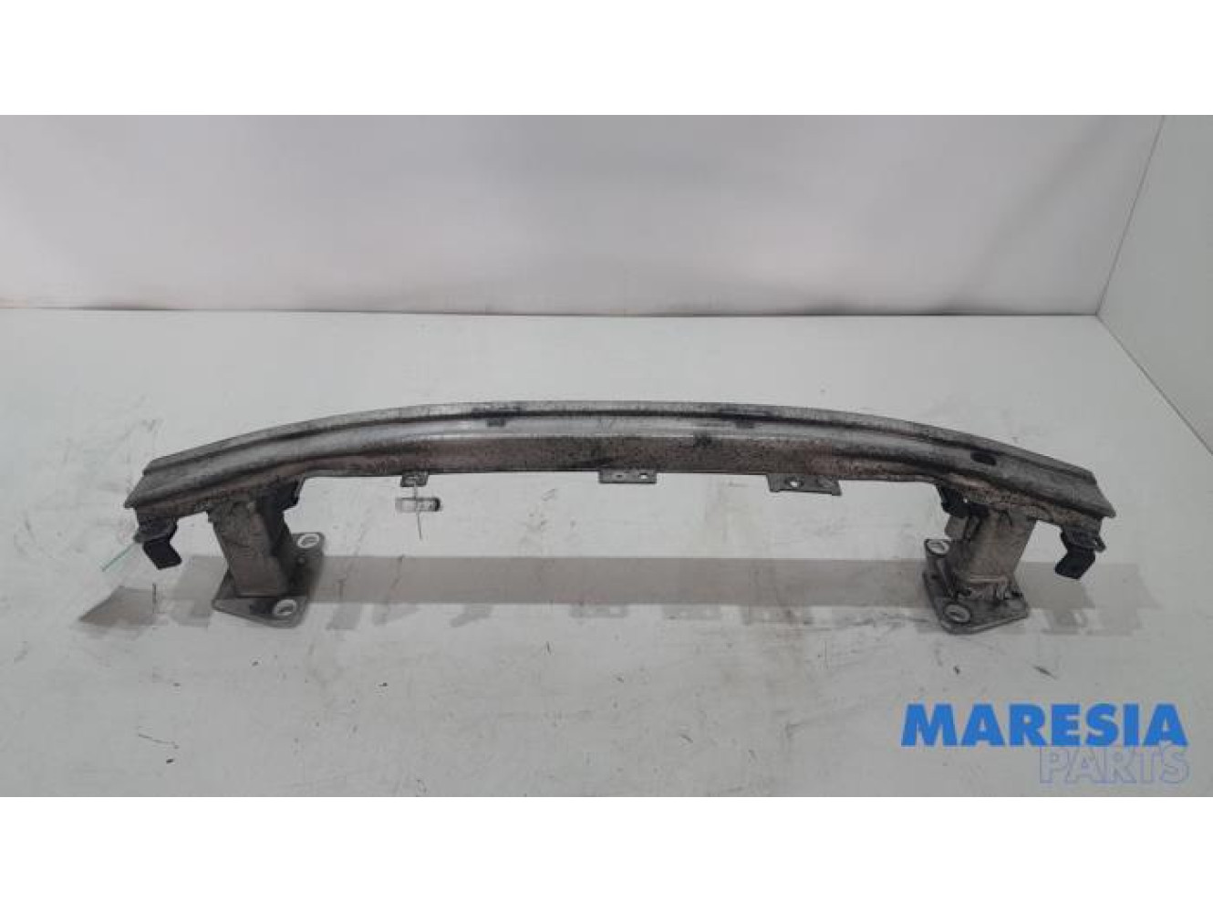 Renault - Megane - Front bumper frame