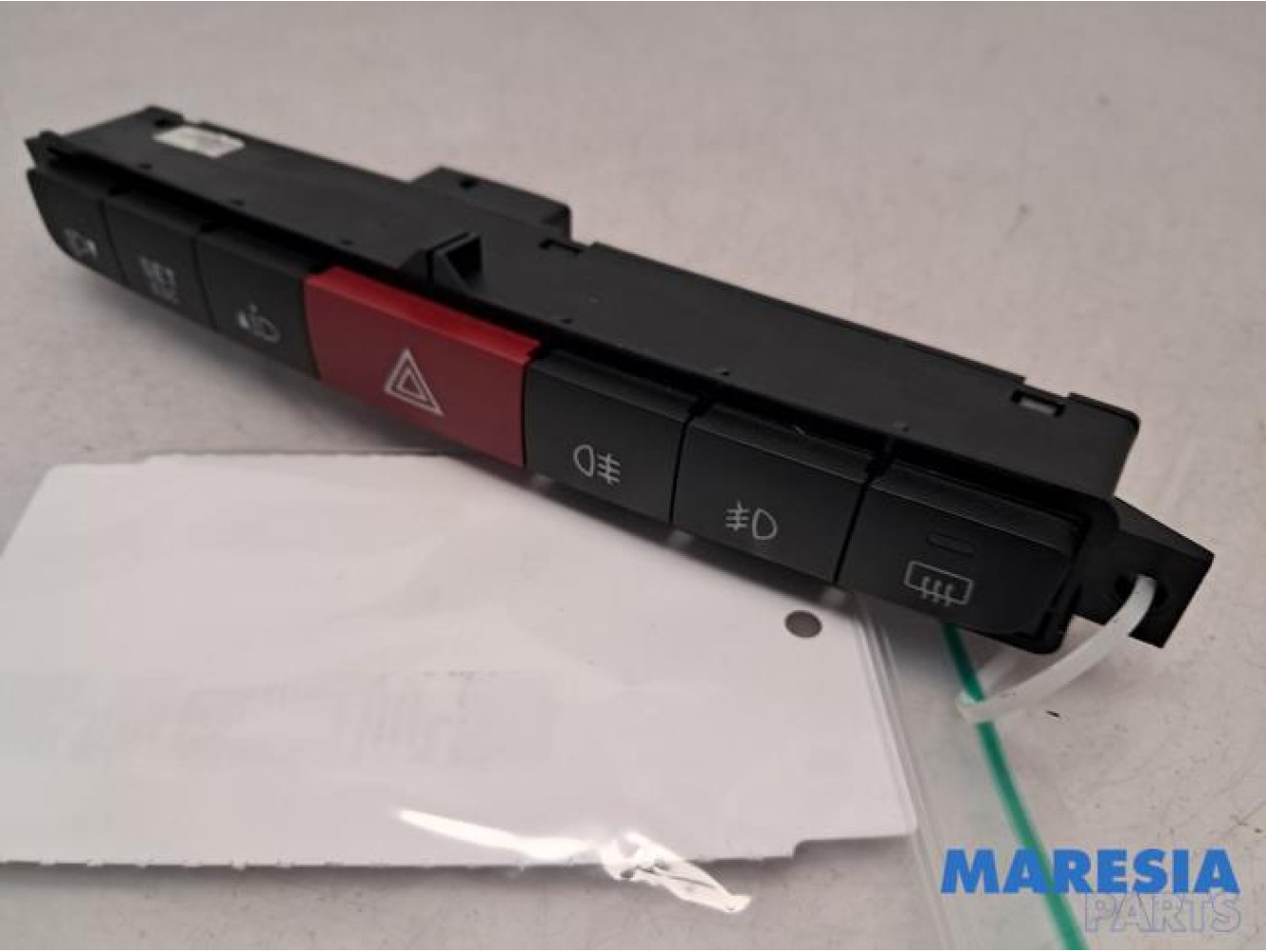 Fiat - Doblo - Panic lighting switch