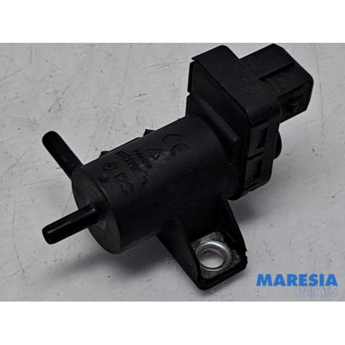 Renault - Trafic - Turbo pressure regulator