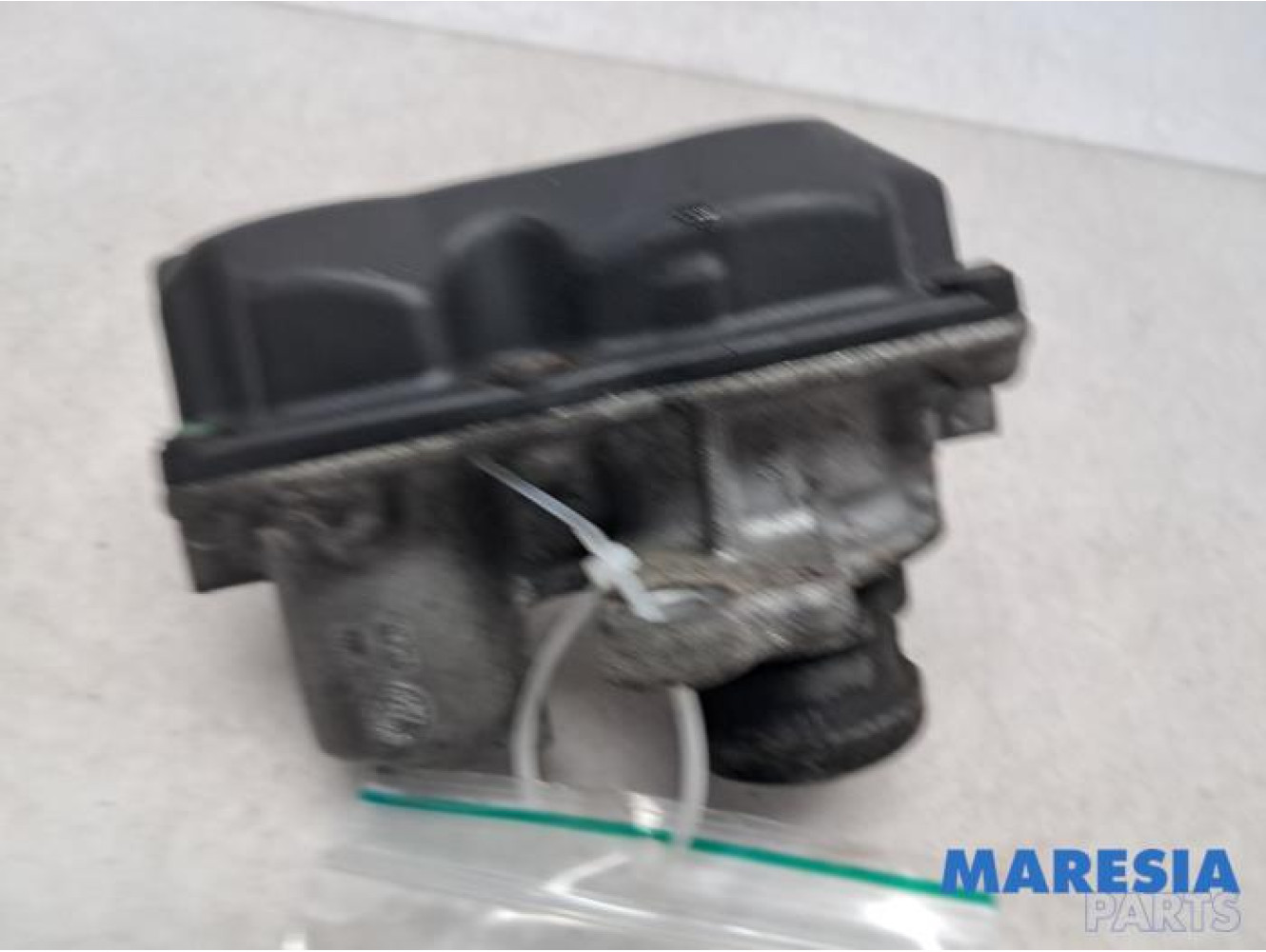 Renault - Trafic - EGR valve