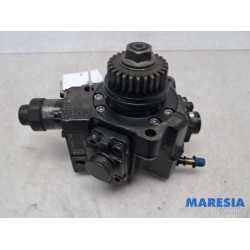 Renault - Trafic - Kraftstoffpumpe Mechanisch