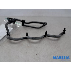 Renault - Trafic - Conduit de carburant
