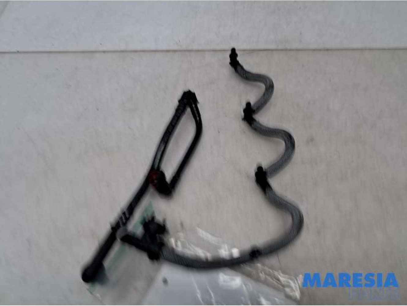 Renault - Trafic - Conduit de carburant