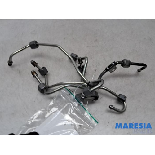 Renault - Trafic - Dieselleiding Set