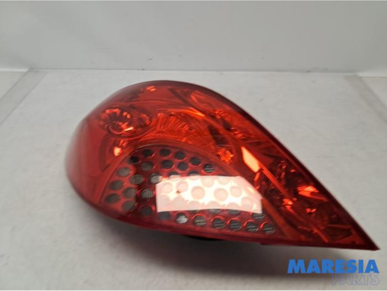 Peugeot - 207 - Taillight, left