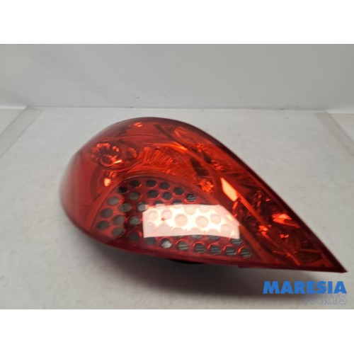 Peugeot - 207 - Taillight, left