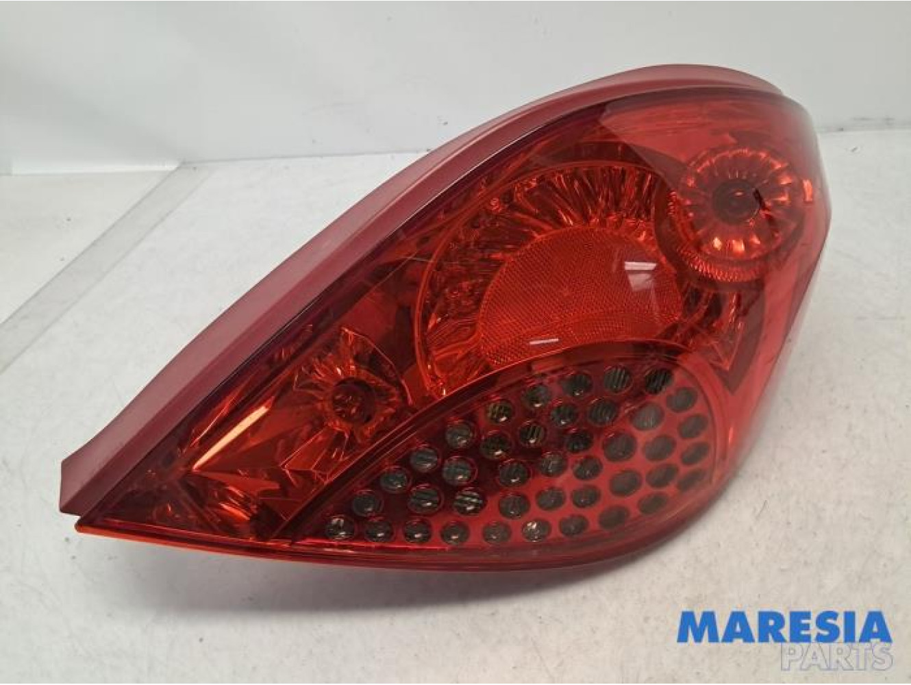 Peugeot - 207 - Taillight, right