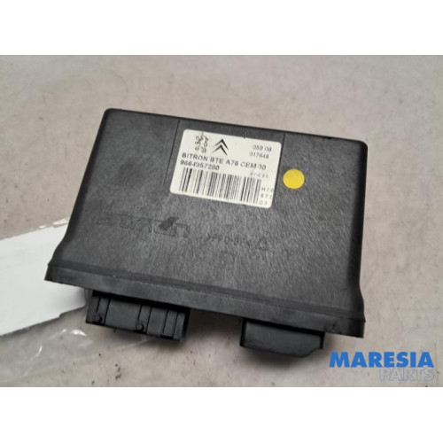 Peugeot - 207 - Ordinateur toit escamotable
