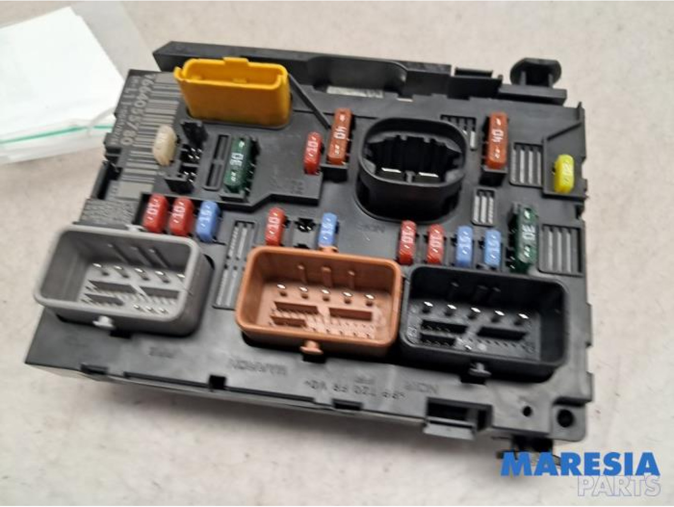 Peugeot - 207 - Fuse box