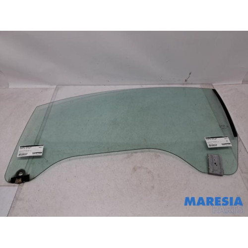 Peugeot - 207 - Door window 2-door, left