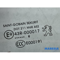 Peugeot - 207 - Vitre 2portes arrière gauche