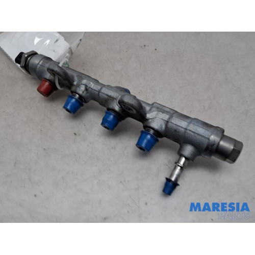 Peugeot - Partner - Fuel injector nozzle