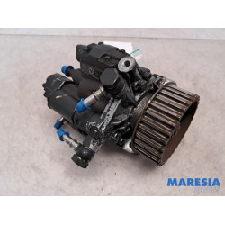 Renault - Megane - Brandstofpomp Mechanisch