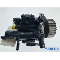 Renault - Megane - Mechanical fuel pump