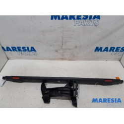 Renault - Master - Rear bumper component, central