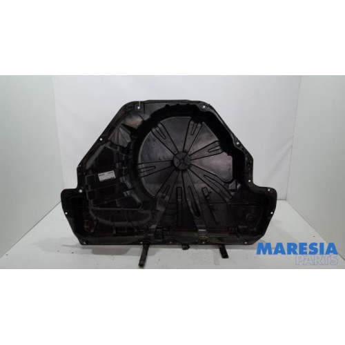 Renault - Megane - Reserveradkasten