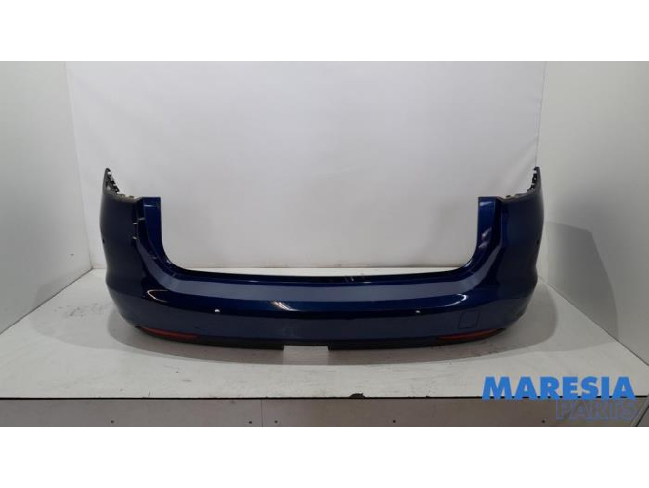 Opel - Astra - Rear bumper