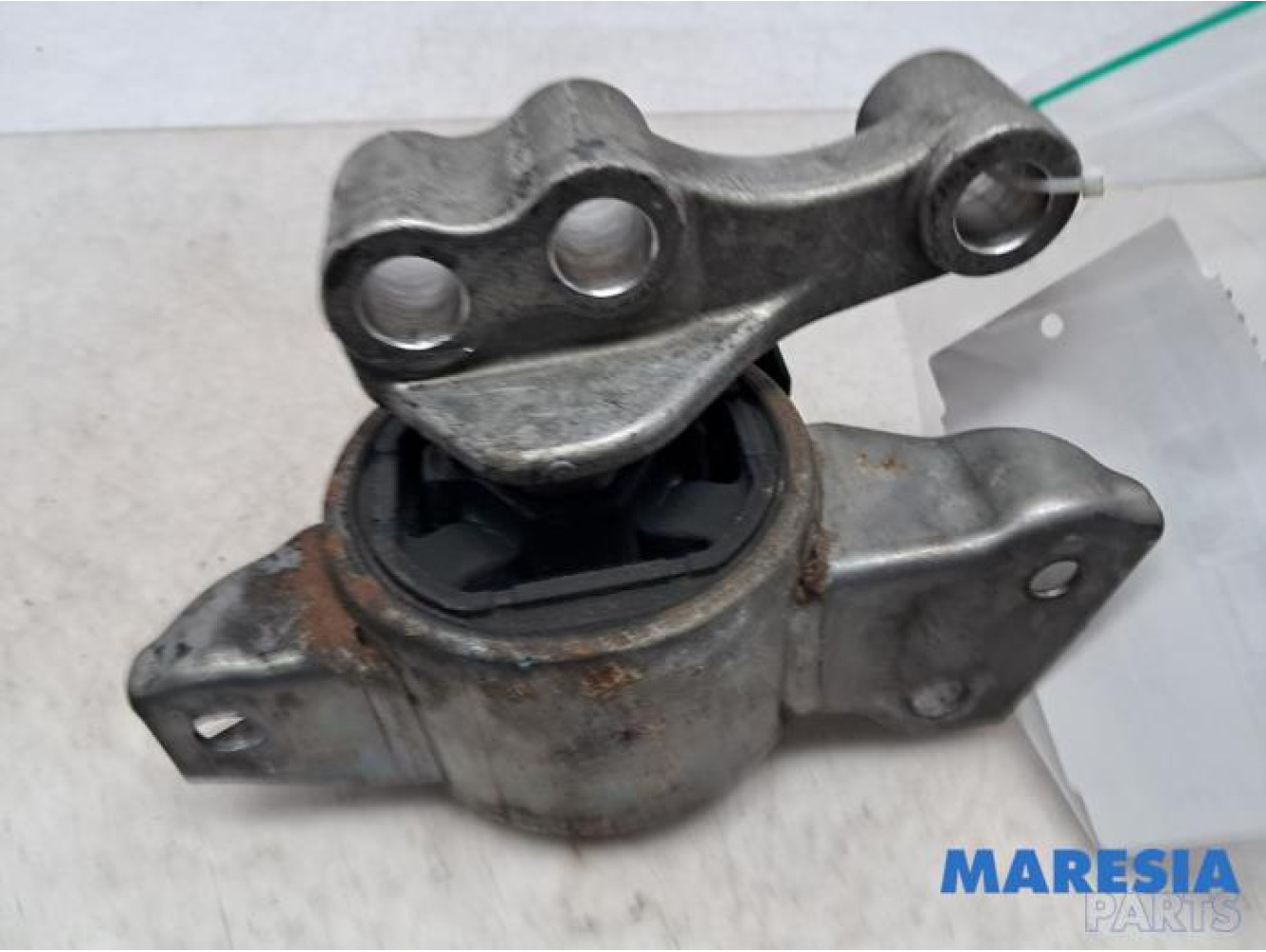 Fiat - Doblo - Engine mount