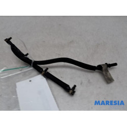 Peugeot - Partner - Fuel return line
